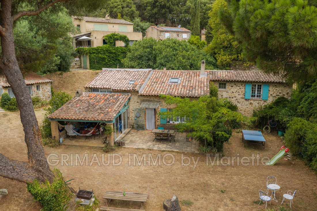 Villa in La Garde-Freinet, Provence-Alpes-Côte d'Azur, France 2 - 18649776