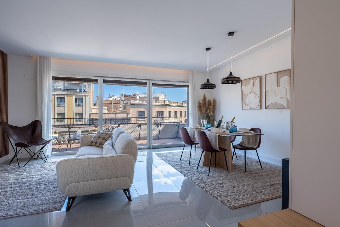 Apartment in Eixample, Barcelona, Spain 3 - 18649698