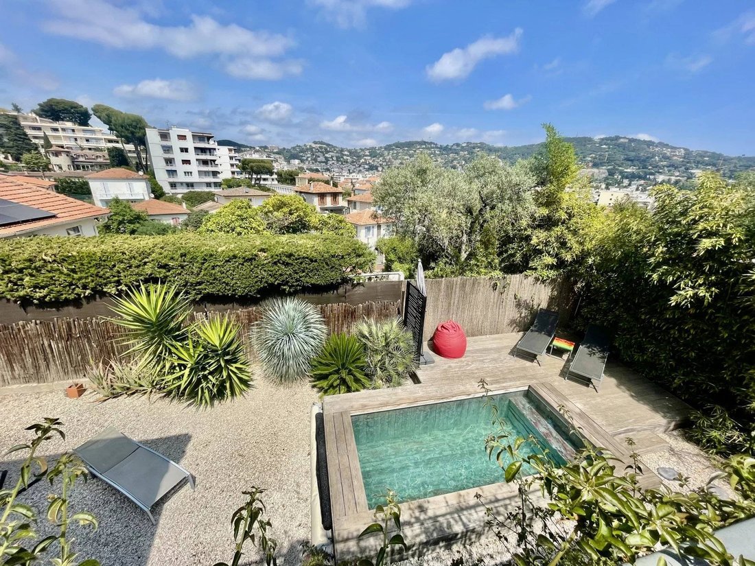 Villa in Broussailles, Cannes, France 1 - 17852603