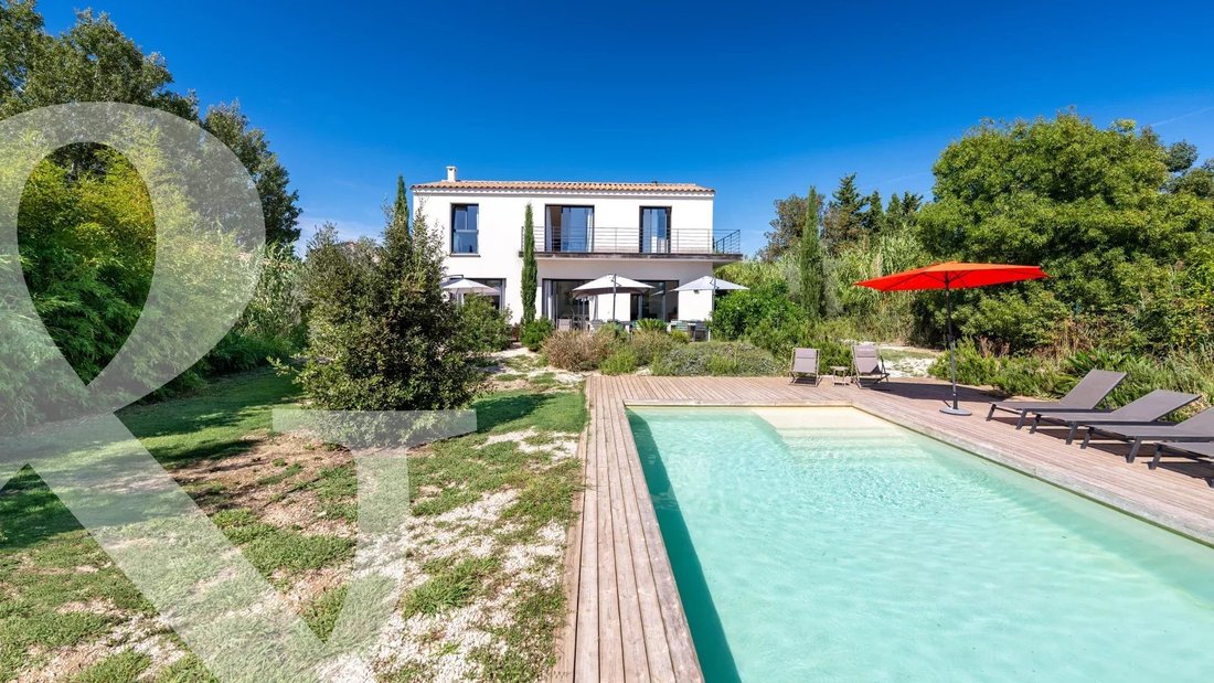 House in Paradou, Provence-Alpes-Côte d'Azur, France 4 - 18649947