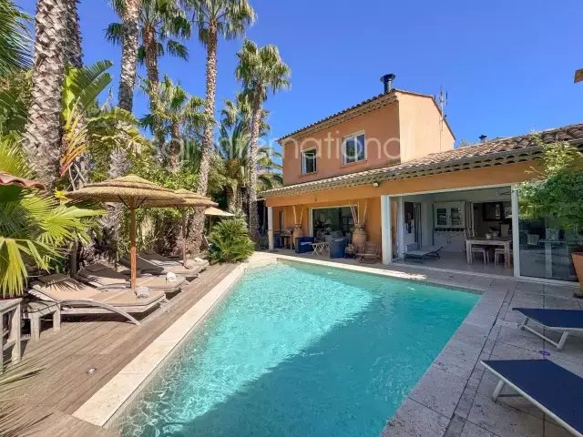 House in Ville-Les Saquedes-Le Bouillonnet, Sainte-Maxime, France 1 - 16246833