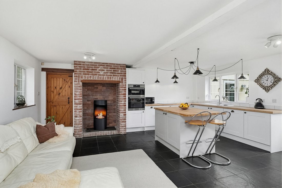 House in Holwood, Landrake, England 2 - 18248311