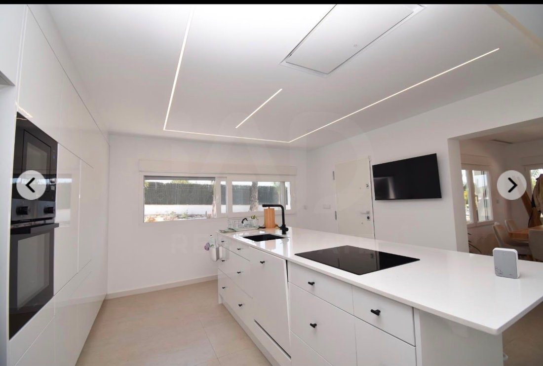 Chalet in Elx / Elche, Valencian Community, Spain 4 - 18650063