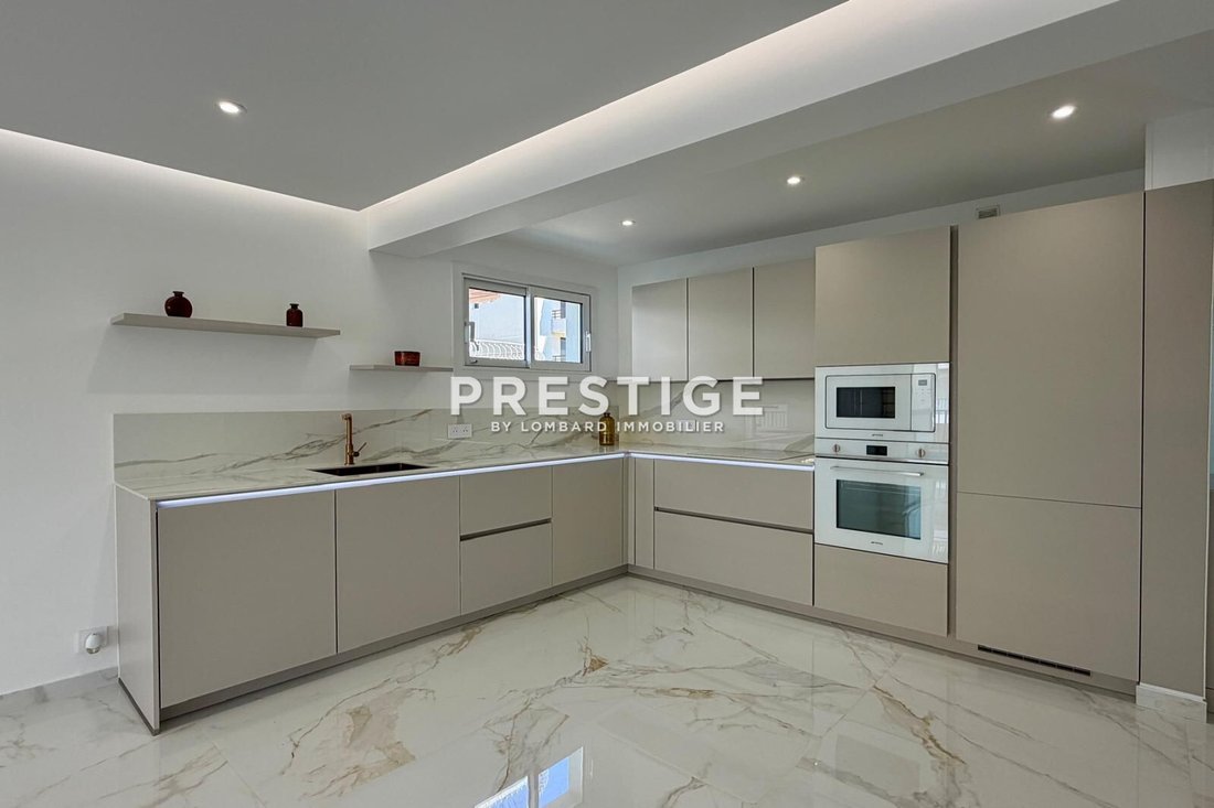Apartment in Cannes, Provence-Alpes-Côte d'Azur, France 2 - 18649752