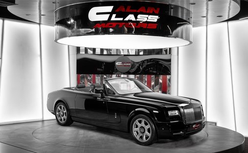 2017 Rolls-Royce Phantom Drophead Coupe rwd in Dubai, United Arab Emirates 1