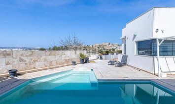 Villa in Iklin, Malta 1