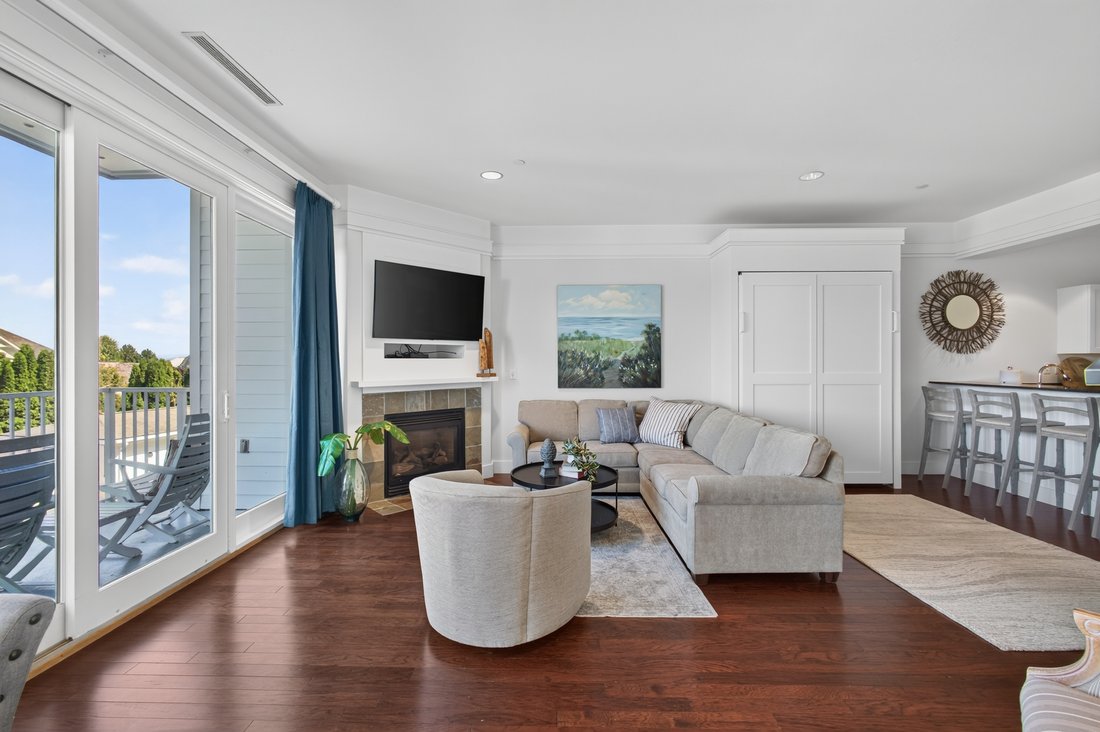 Condo in Petoskey, Michigan, United States 4 - 18649871
