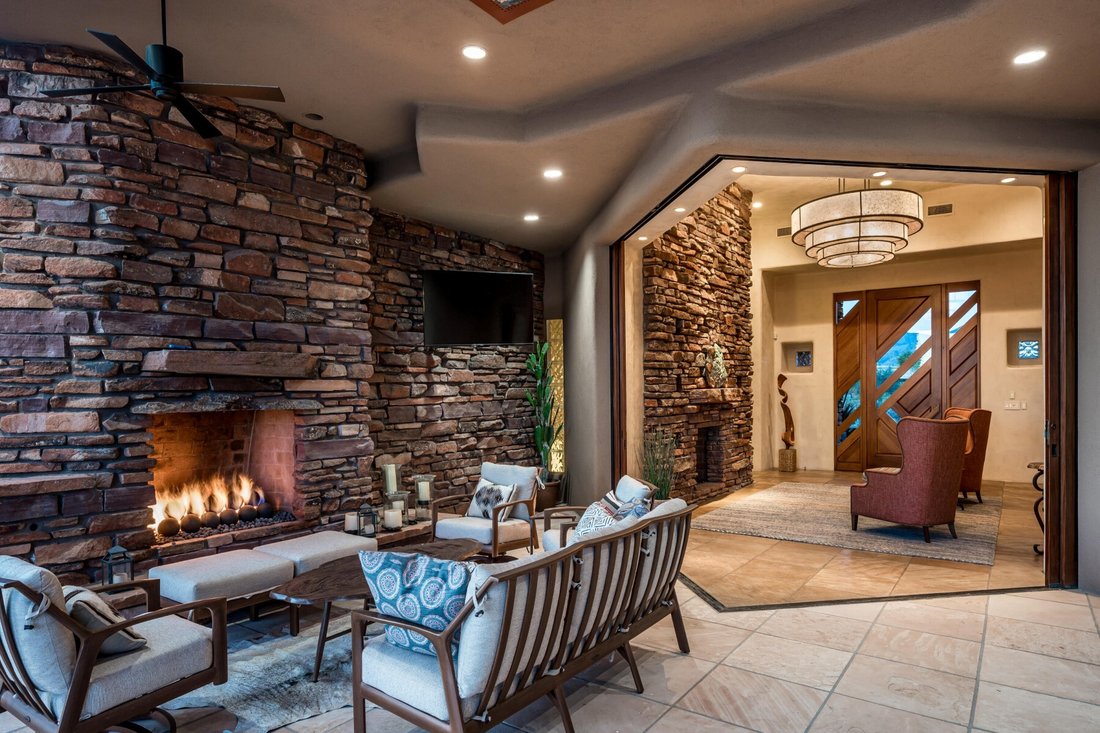 Scottsdale, Arizona, United States 5 - 18649686