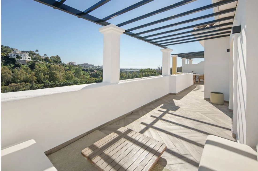 Apartment in La Quinta, Benahavis, Andalusia 2 - 18650069