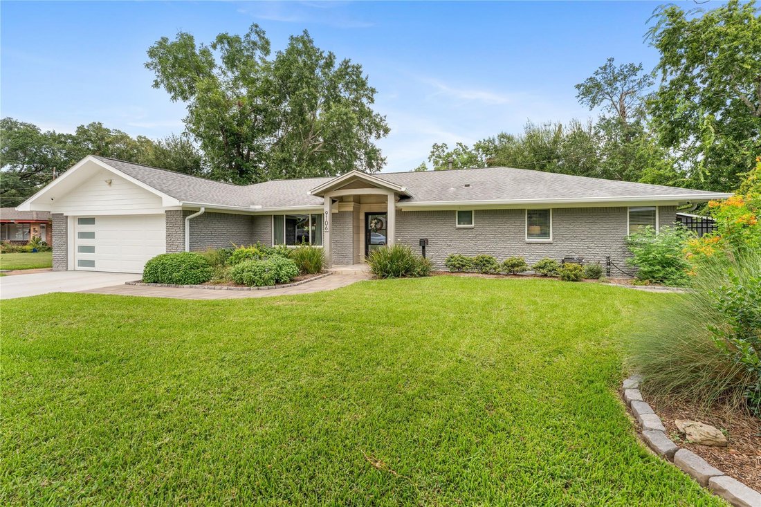 House in Houston, Texas, United States 4 - 18649484