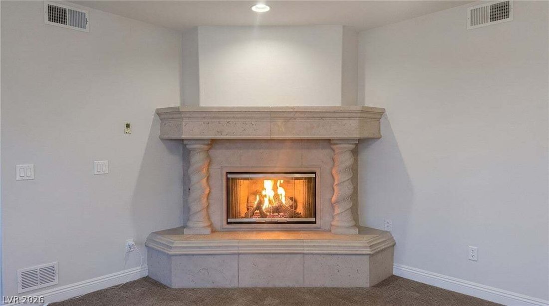 House in Las Vegas, Nevada, United States 5 - 18561361