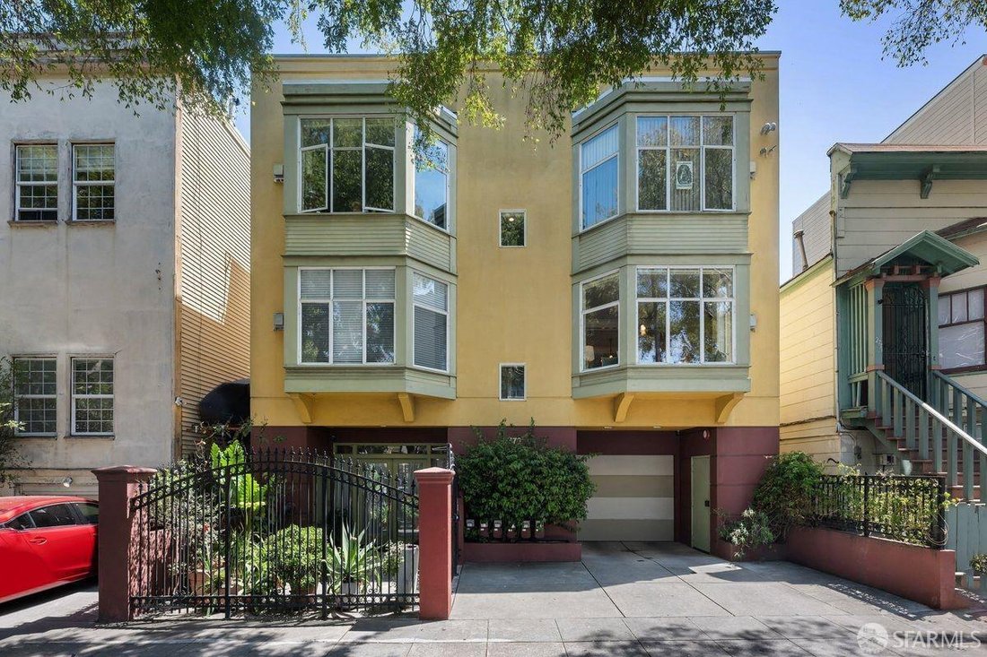 Condo in San Francisco, California, United States 2 - 18648696