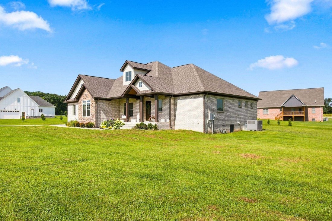 House in Lawrenceburg, Tennessee, United States 3 - 18649191