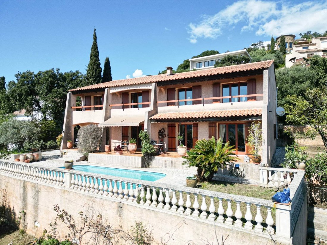 House in Le Lavandou, Provence-Alpes-Côte d'Azur, France 3 - 16296846