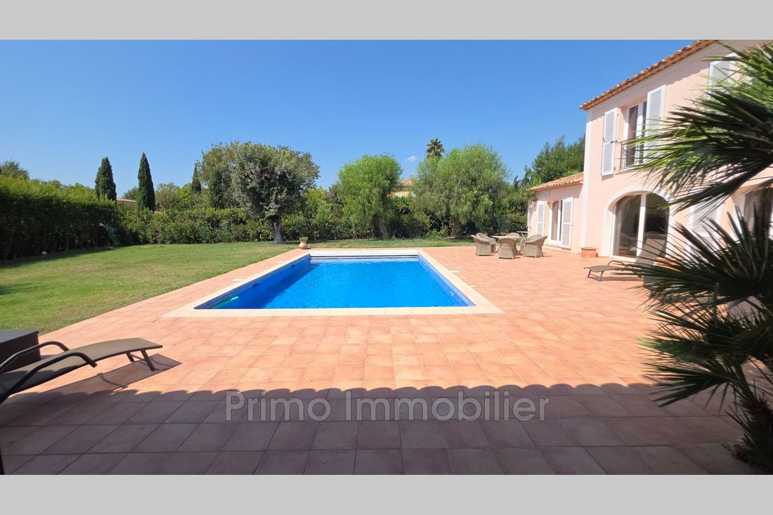 Villa in Grimaud, Provence-Alpes-Côte d'Azur, France 4 - 18649749