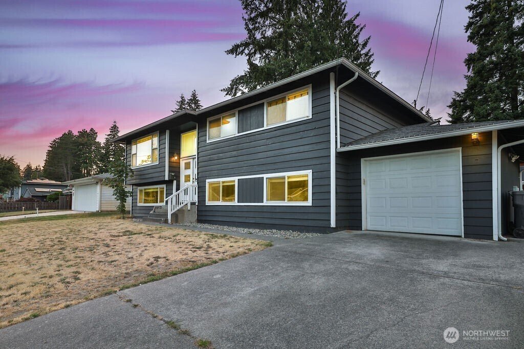 House in Mountlake Terrace, Washington, United States 1 - 18649355