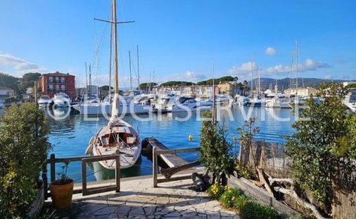 House in Zone Ouest Urbaine, Saint-Tropez, France 1