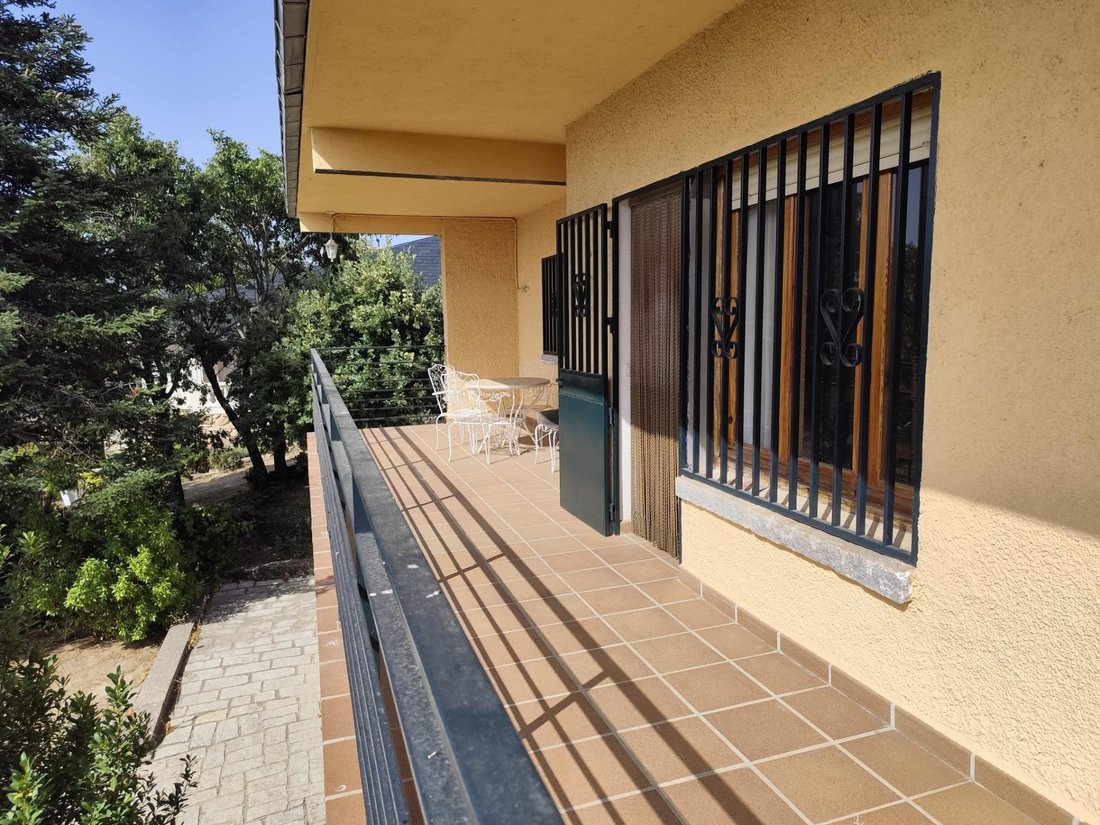Villa in Cercedilla, Comunidad de Madrid, Spain 4 - 18649071