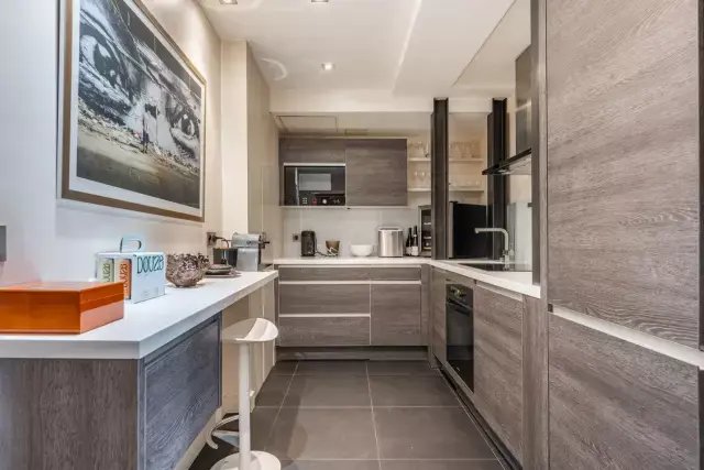 Apartment in Palais Royal, Paris 1er Arrondissement, Paris 4 - 15869298