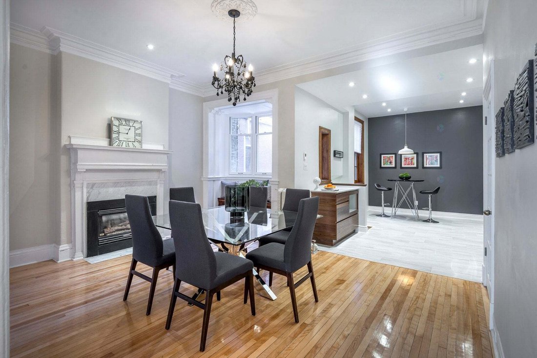 House in Westmount, Quebec, Canada 5 - 18649920