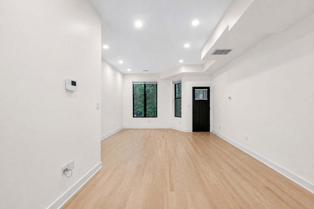 House in Chicago, Illinois, United States 4 - 18649603