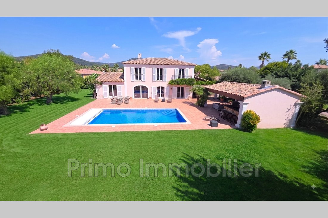 Villa in Grimaud, Provence-Alpes-Côte d'Azur, France 1 - 18649749