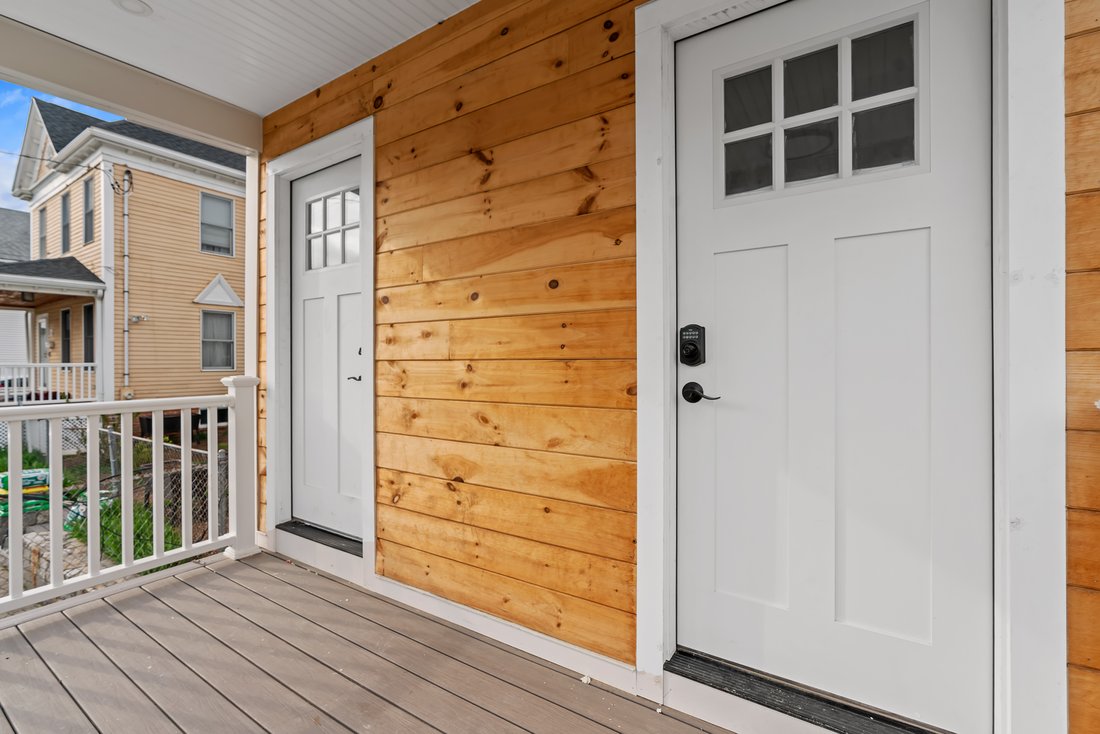 Condo in Medford, Massachusetts, United States 3 - 18649670