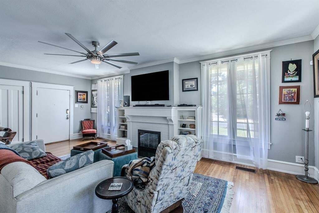 House in Waco, Texas, United States 4 - 18649628