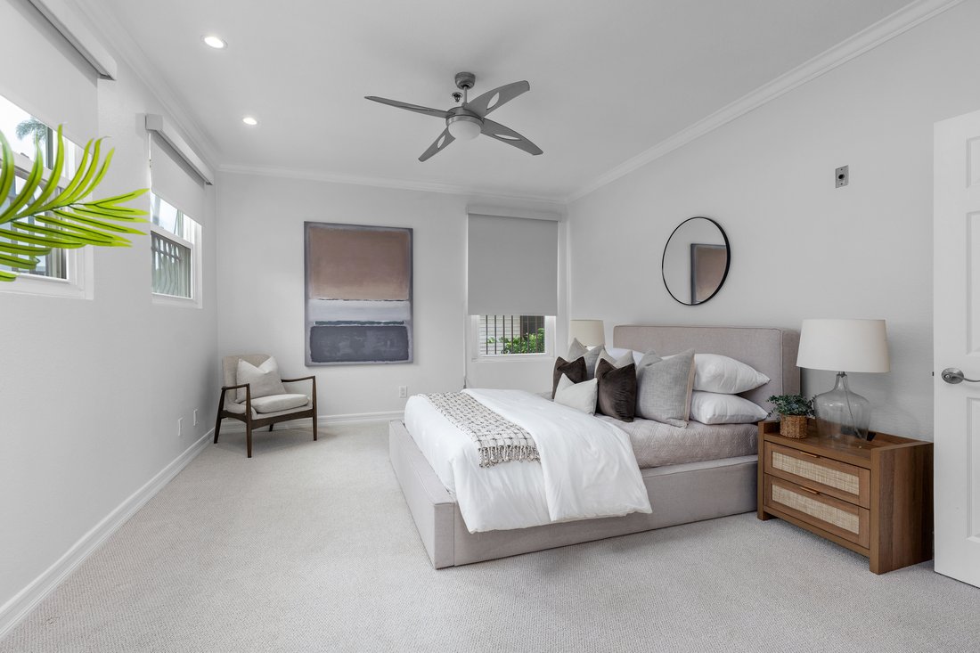 Condo in San Diego, California, United States 3 - 18649682