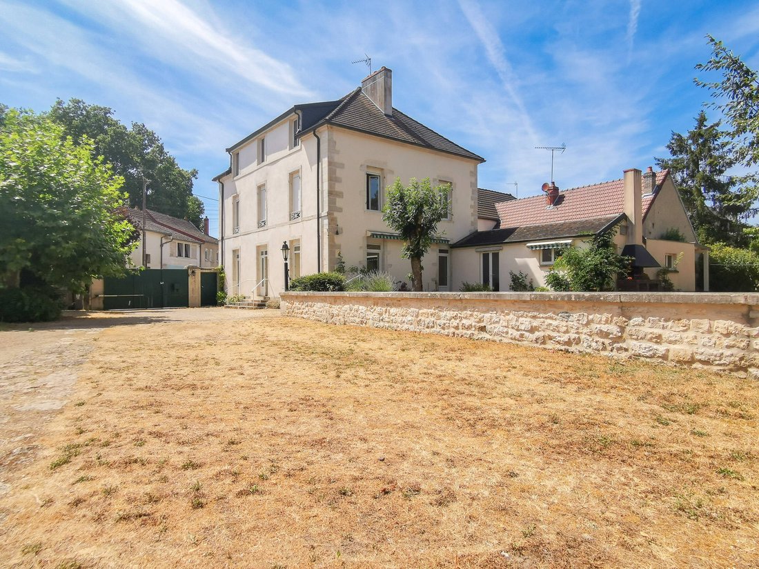 House in Arc-sur-Tille, Bourgogne – Franche-Comté, France 1 - 18649251