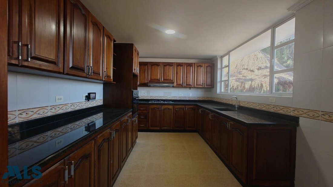House in Envigado, Retiro, Colombia 5 - 18649586