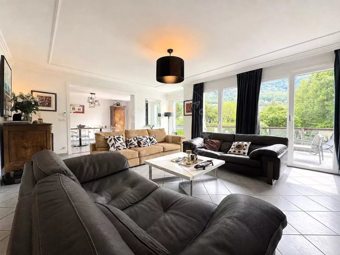 Haus in Bluffy, Auvergne-Rhone-Alpen, Frankreich 5 - 18053287