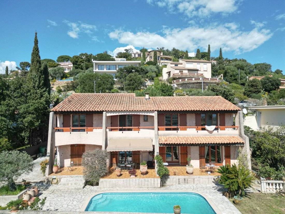 House in Le Lavandou, Provence-Alpes-Côte d'Azur, France 4 - 16296846