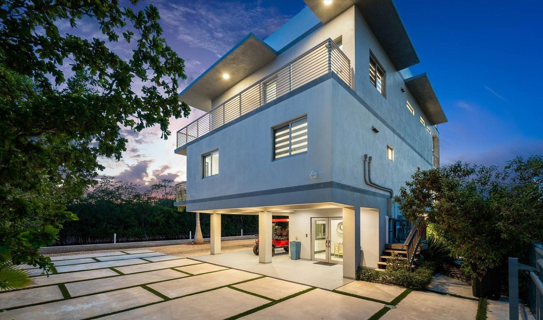 House in Key Colony Beach, Florida, United States 2 - 18648924