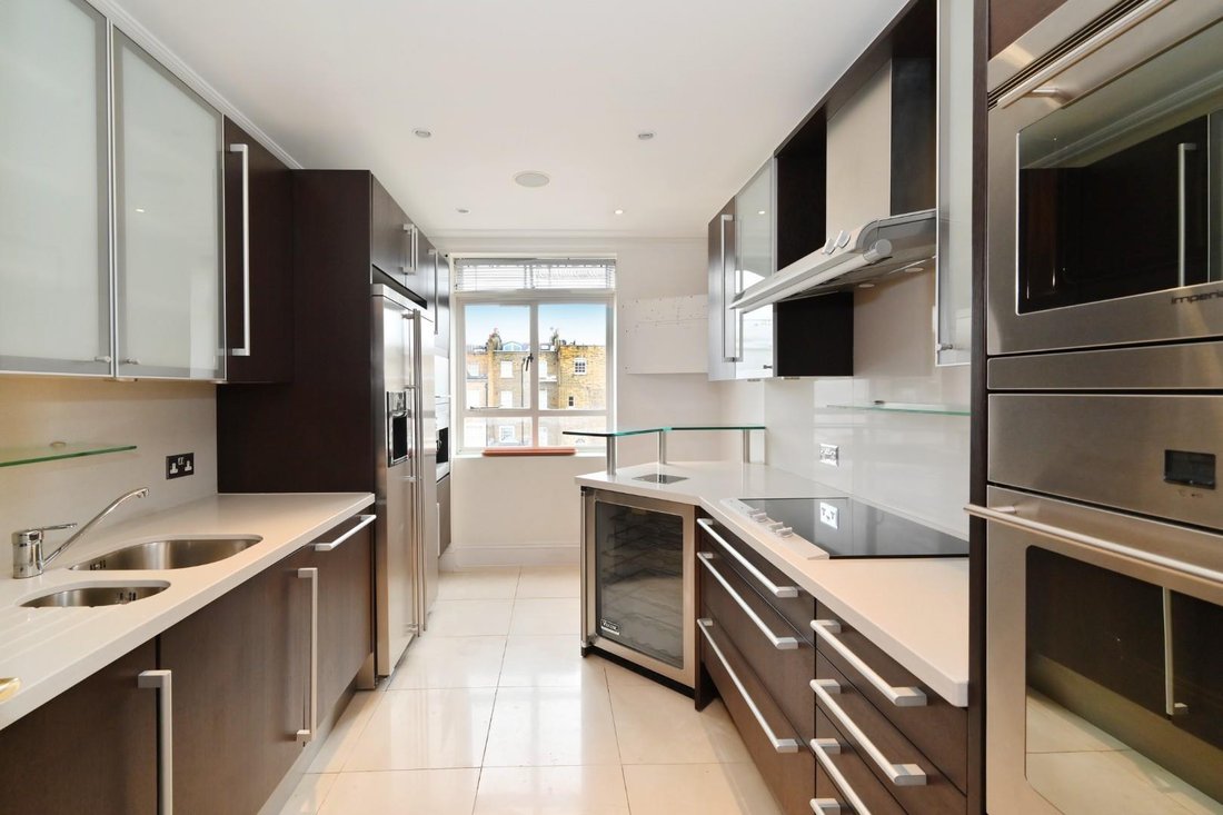 Apartment in Belgravia, Westminster, England 4 - 18648867