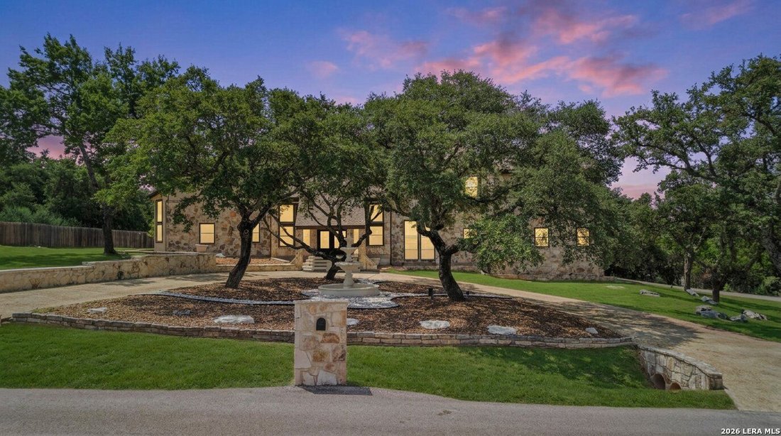House in San Antonio, Texas, United States 1 - 18649384