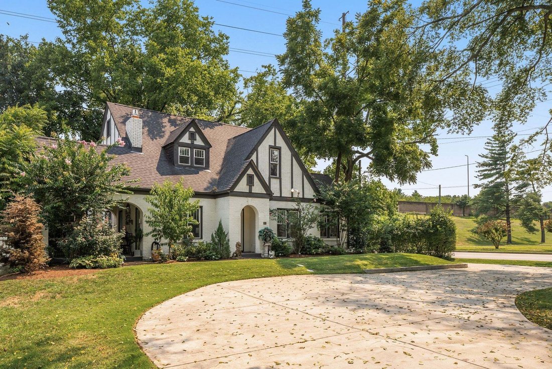 Co Op in Nashville, Tennessee, United States 4 - 18649185