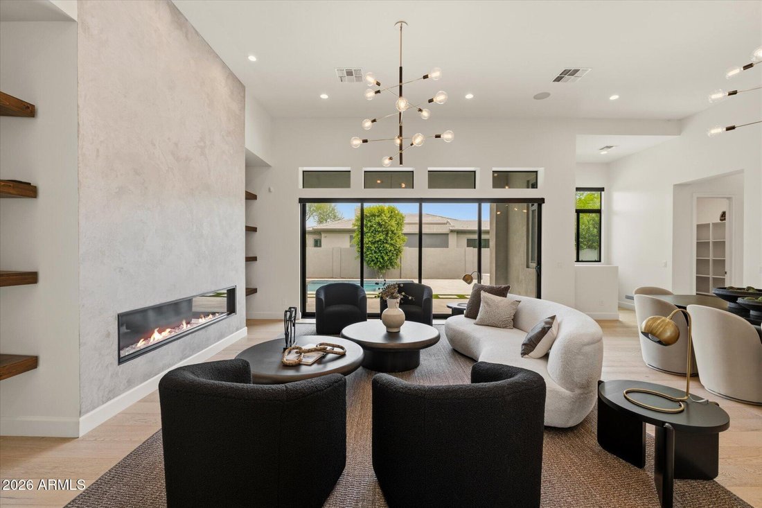 House in Gilbert, Arizona, United States 5 - 18649395