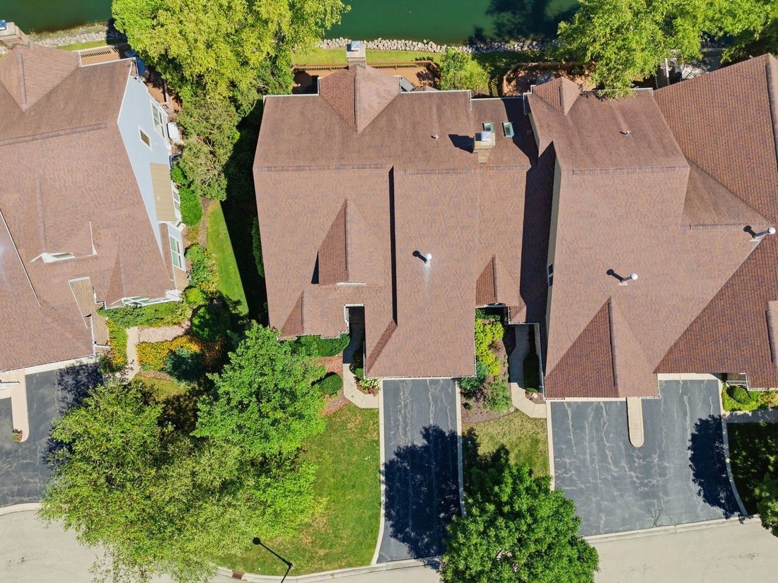 Townhouse in Riverwoods, Illinois, United States 5 - 18649835