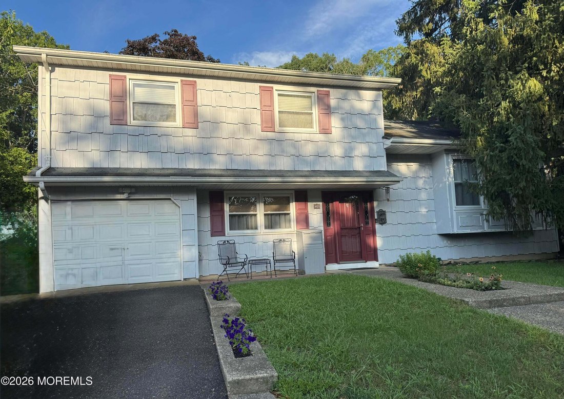 House in Howell Township, New Jersey, United States 2 - 18648762