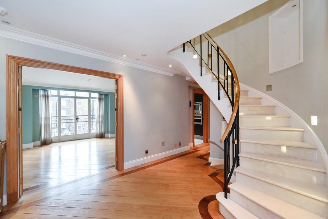 Apartment in Belgravia, Westminster, England 3 - 18648867