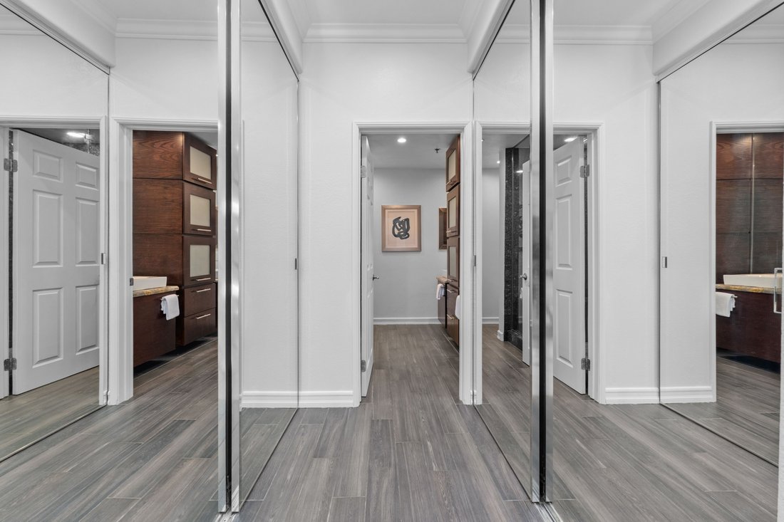 Condo in San Diego, California, United States 4 - 18649682