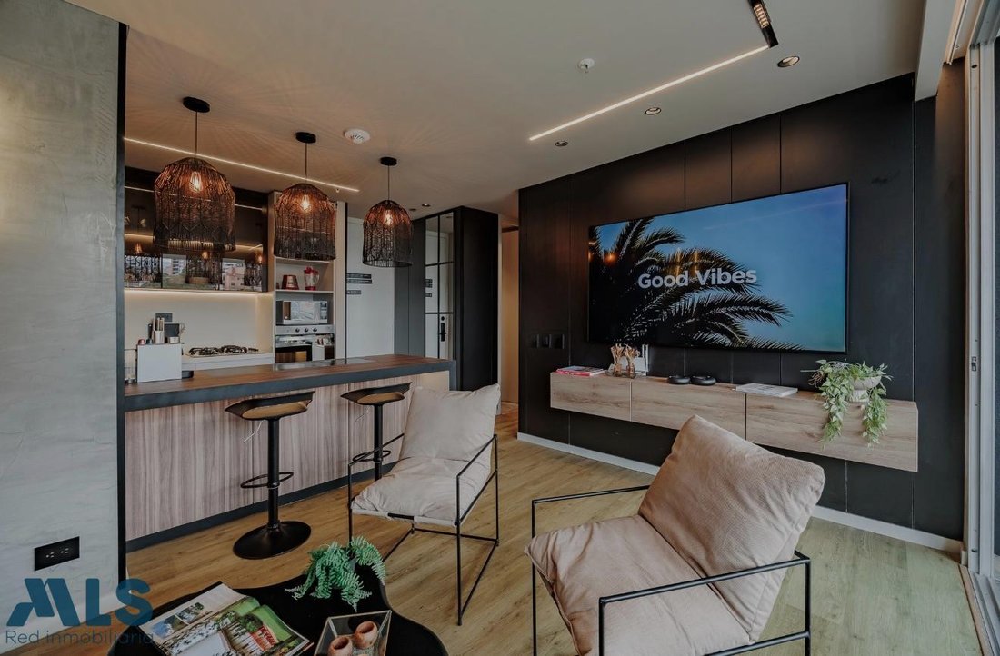 Apartment in Medellín, Antioquia, Colombia 5 - 18649566