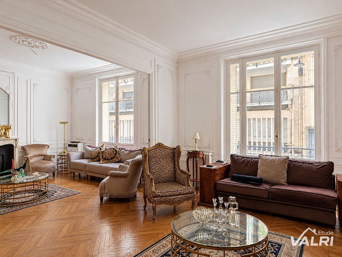 Apartment in Enfants Rouges, Paris 3e Arrondissement, Paris 1 - 18649541