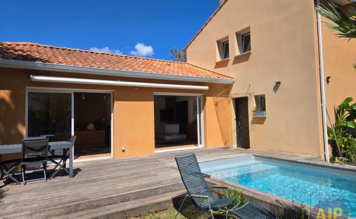 House in Immaculée Campagne, Saint-Nazaire, France 1