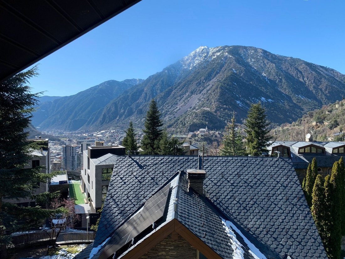 Chalet in Escaldes-Engordany, Escaldes-Engordany, Andorra 2 - 18648767