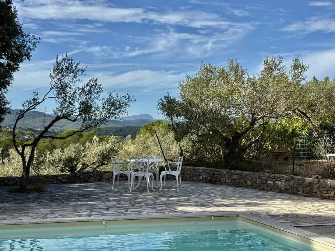 Estate in Carcès, Provence-Alpes-Côte d'Azur, France 4 - 16749288