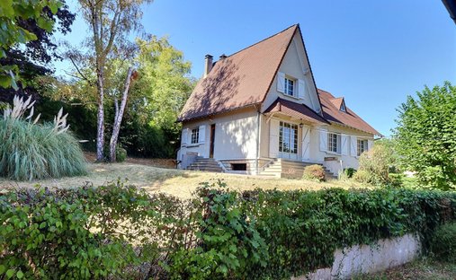 House in Mareil-Marly, Ile-de-France, France 1