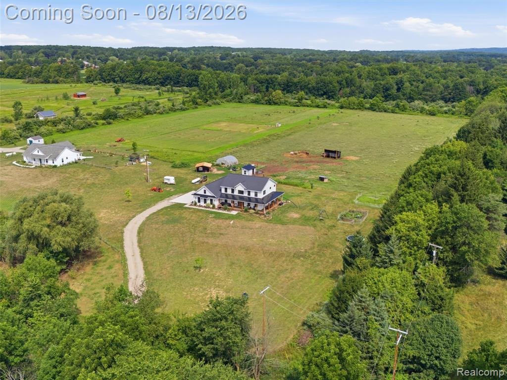 House in Imlay City, Michigan, United States 4 - 18648958