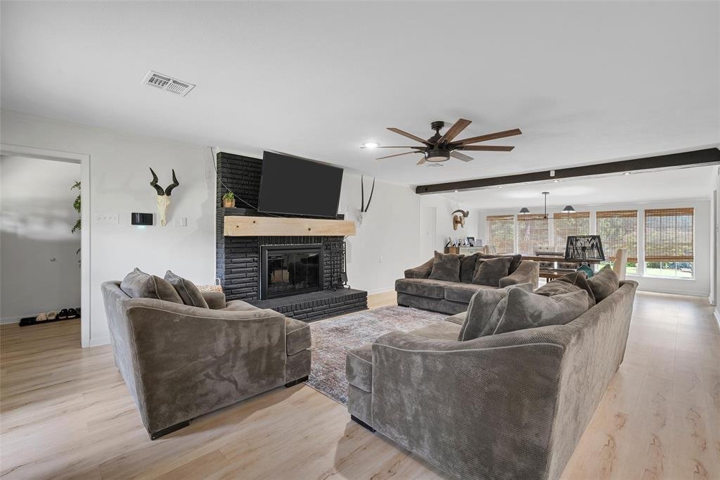 House in China Spring, Texas, United States 3 - 18649633